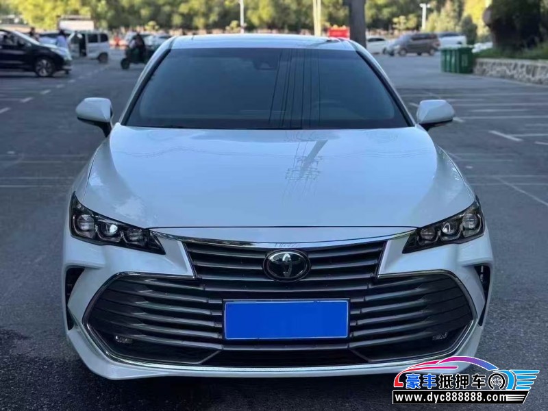 抵押车出售22年丰田亚洲龙轿车