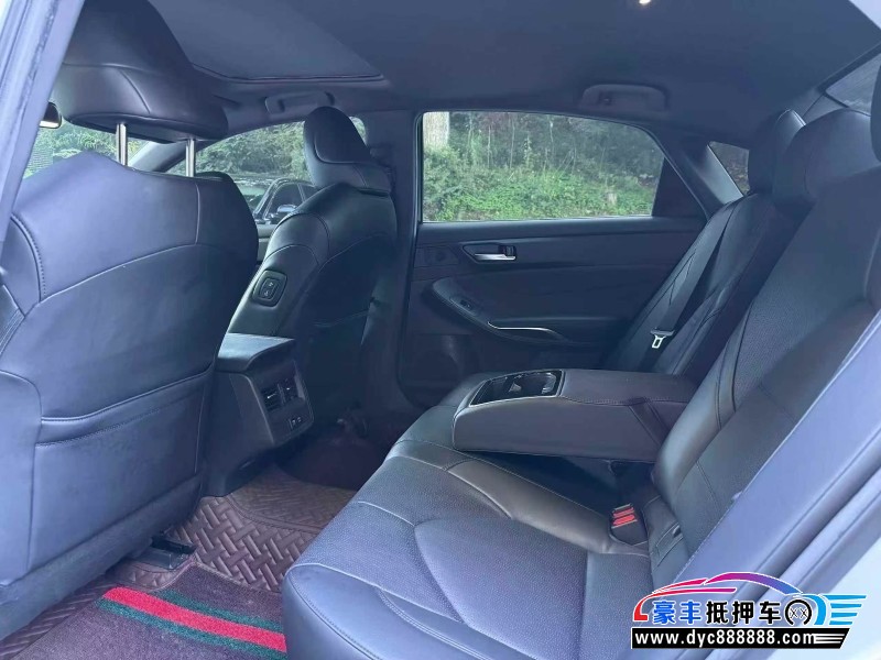 22年丰田亚洲龙轿车抵押车出售