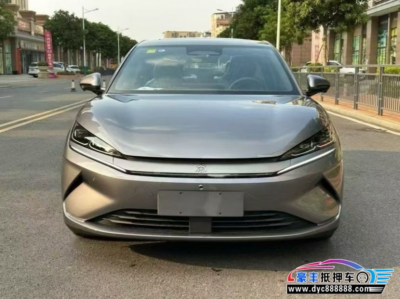 26年比亚迪秦轿车抵押车出售