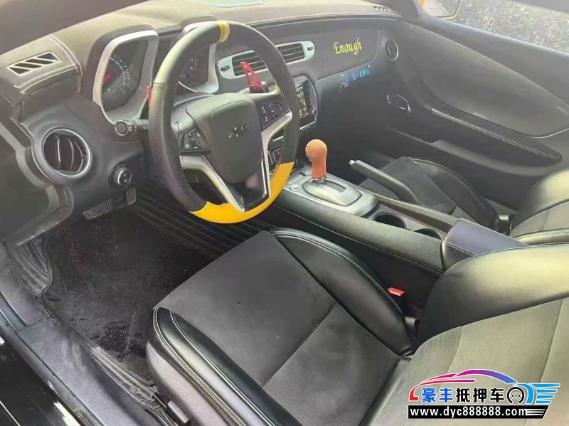 16年雪佛兰科迈罗轿车抵押车出售