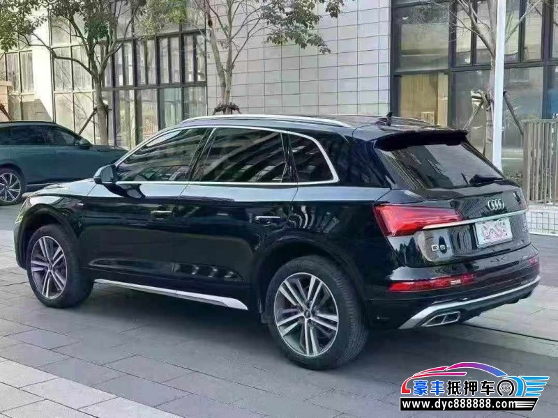 24年奥迪Q5轿车抵押车出售