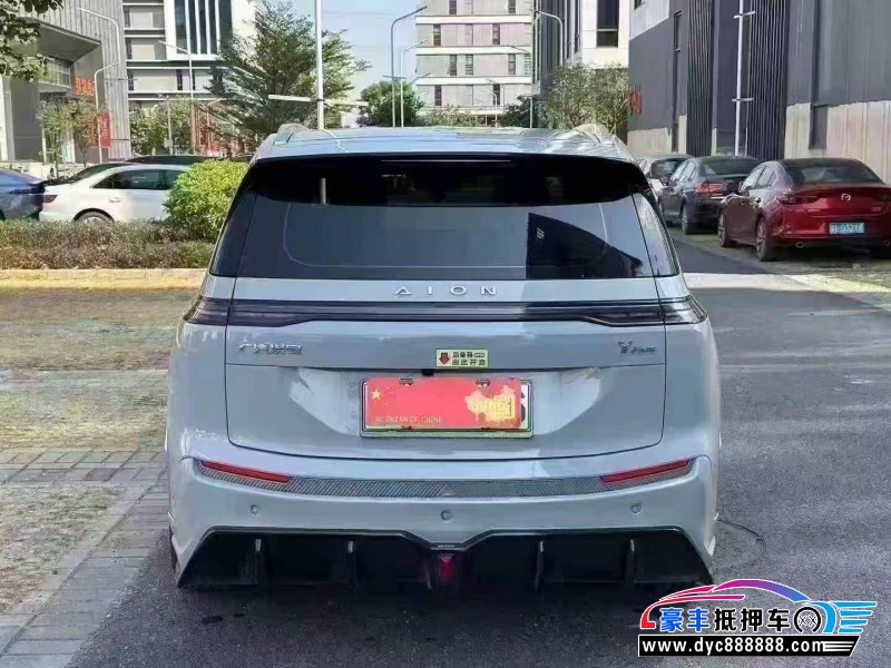 25年埃安Y轿车抵押车出售