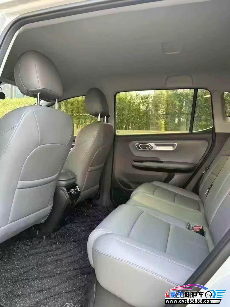 25年埃安Y轿车抵押车出售