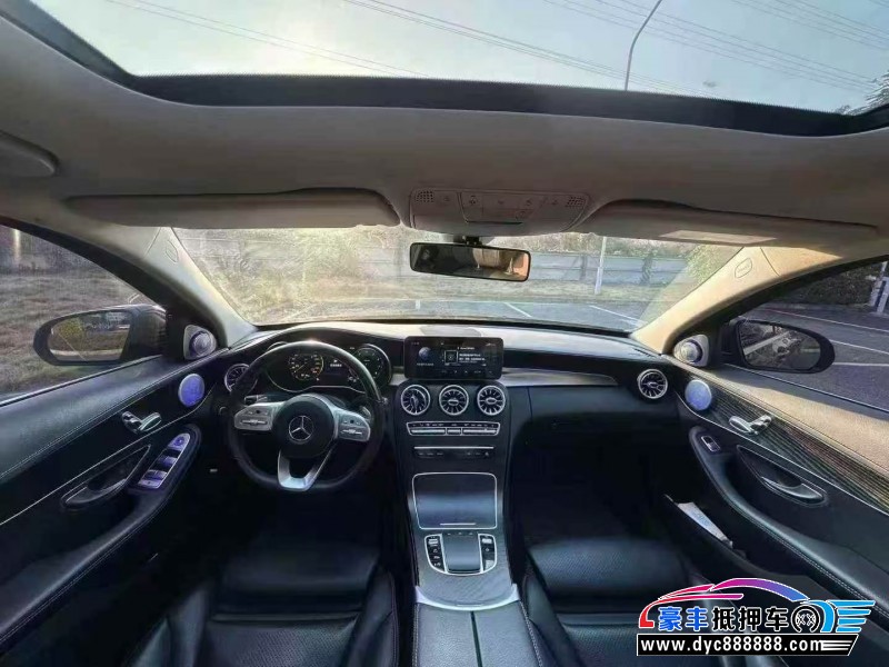 21年奔驰C轿车抵押车出售