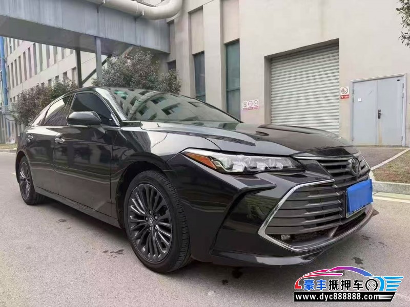 20年丰田亚洲龙轿车抵押车出售