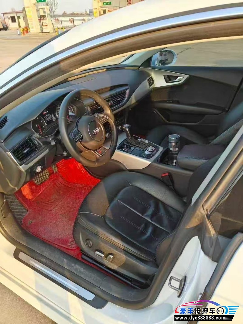 18年奥迪A7轿车抵押车出售