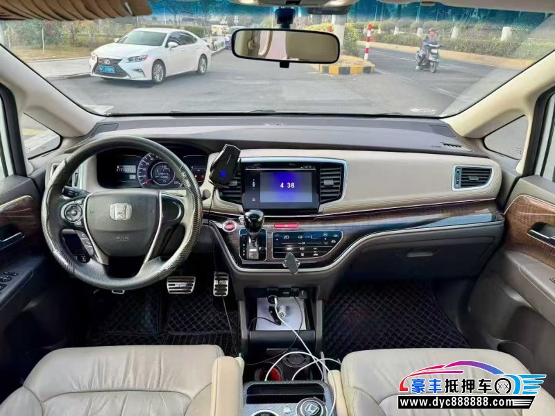 17年本田奥德赛轿车抵押车出售