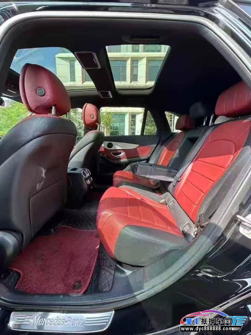 22年奔驰GLC轿车抵押车出售