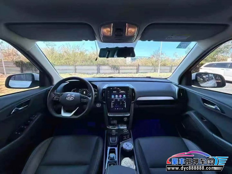 23年现代ix35轿车抵押车出售