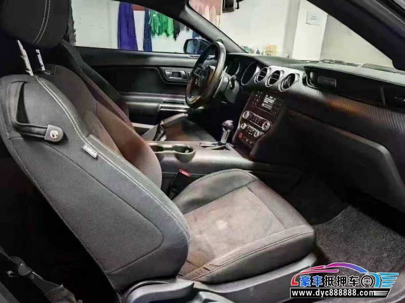 20年福特野马轿车抵押车出售