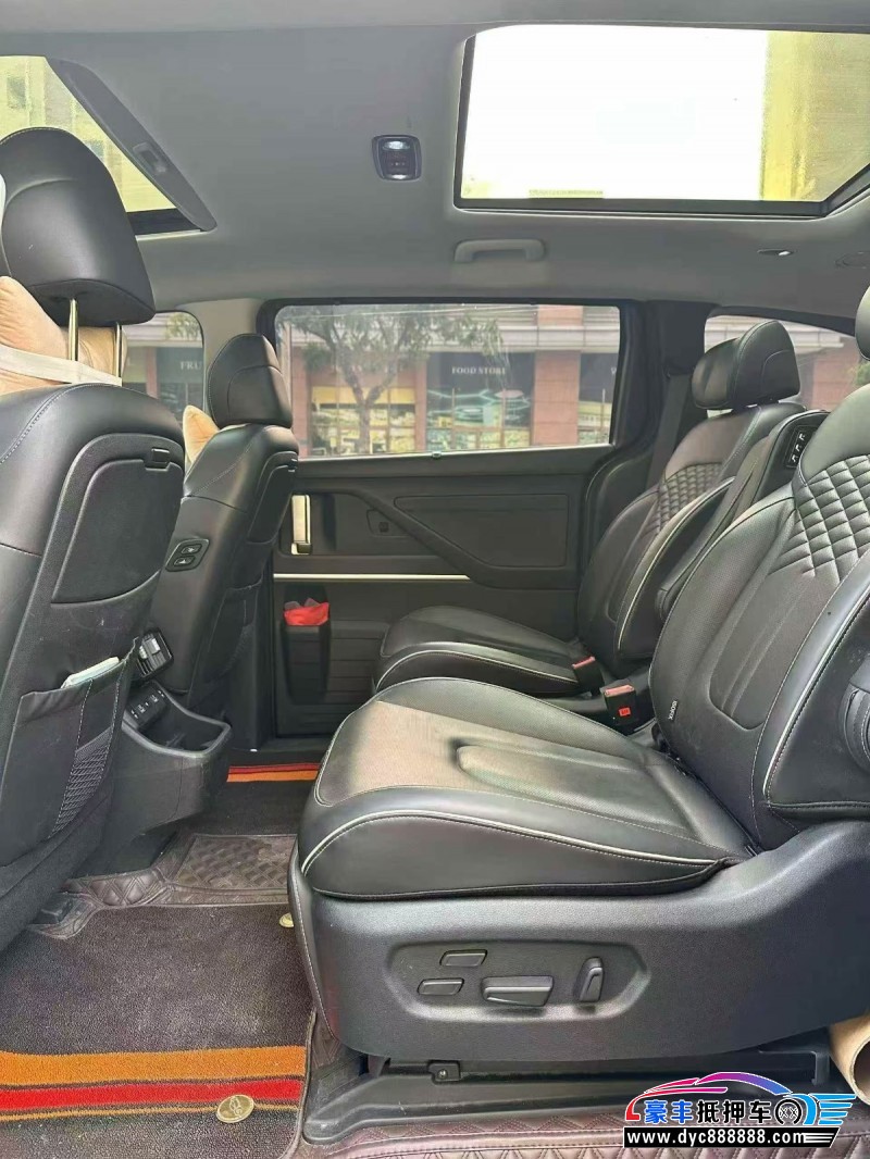 23年现代库斯图轿车抵押车出售