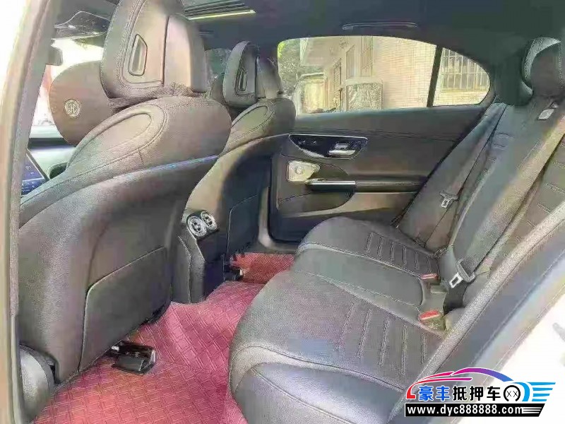 24年奔驰C轿车抵押车出售