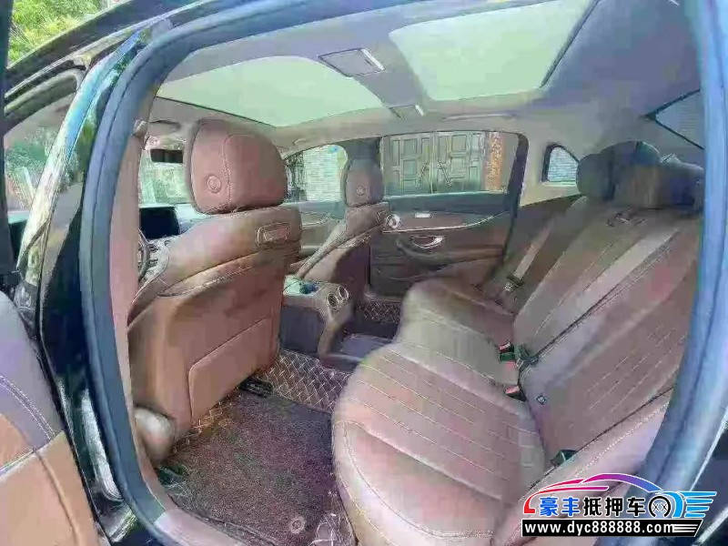 19年奔驰E轿车抵押车出售