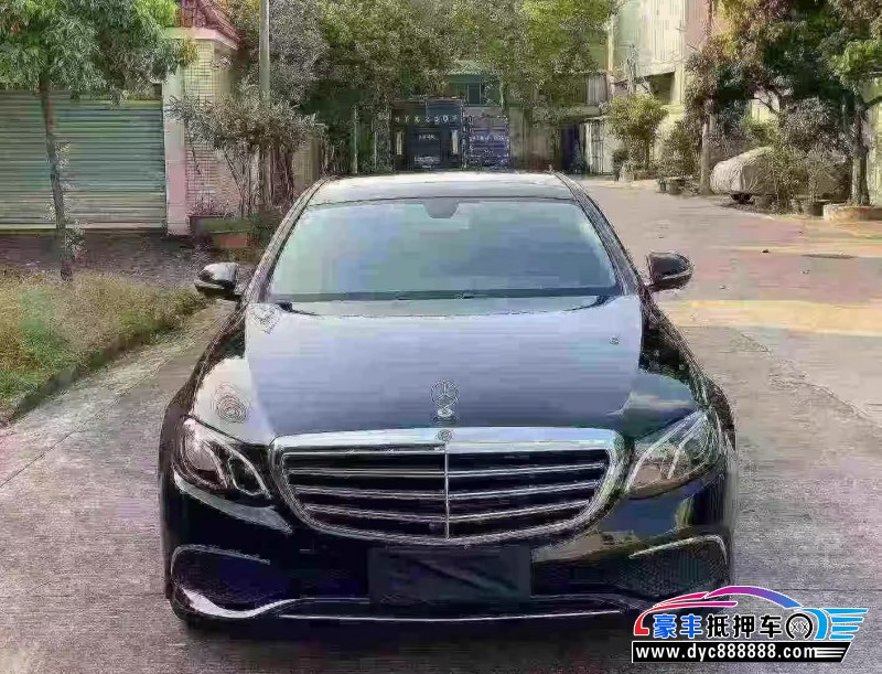 19年奔驰E轿车抵押车出售