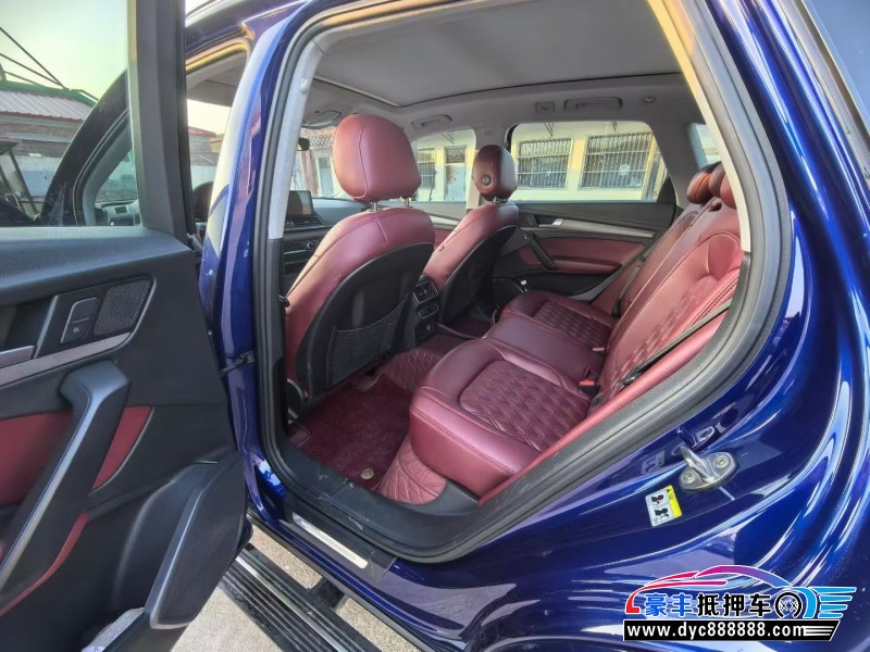 20年奥迪Q5轿车抵押车出售