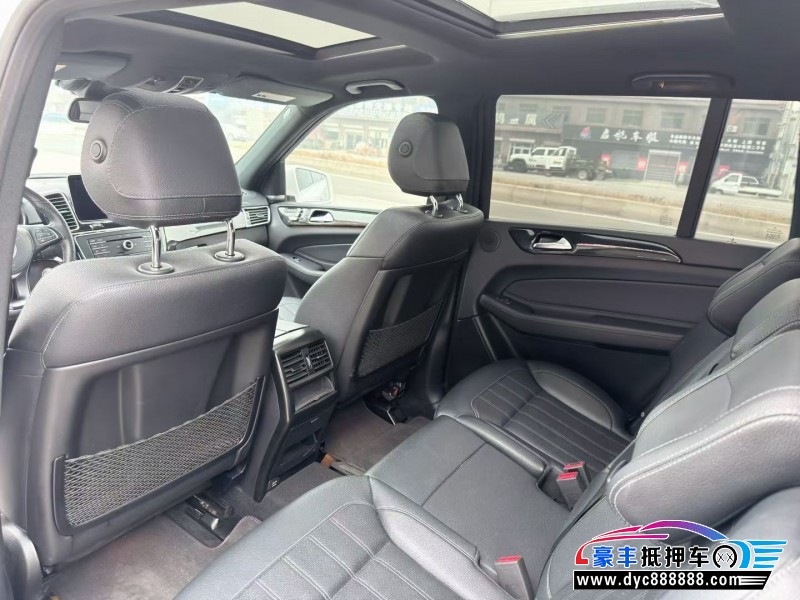 19年奔驰GLS轿车抵押车出售