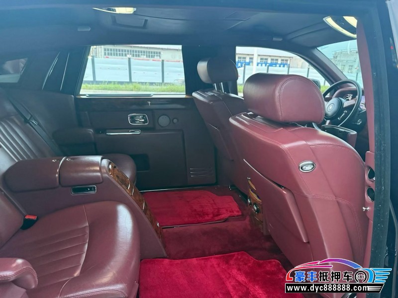 09年劳斯莱斯幻影轿车抵押车出售