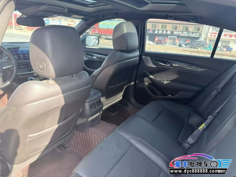 22年凯迪拉克CT5轿车抵押车出售