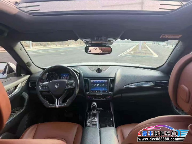 19年玛莎拉蒂莱万特轿车抵押车出售