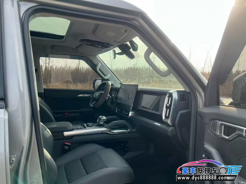 25年捷途旅行者轿车抵押车出售