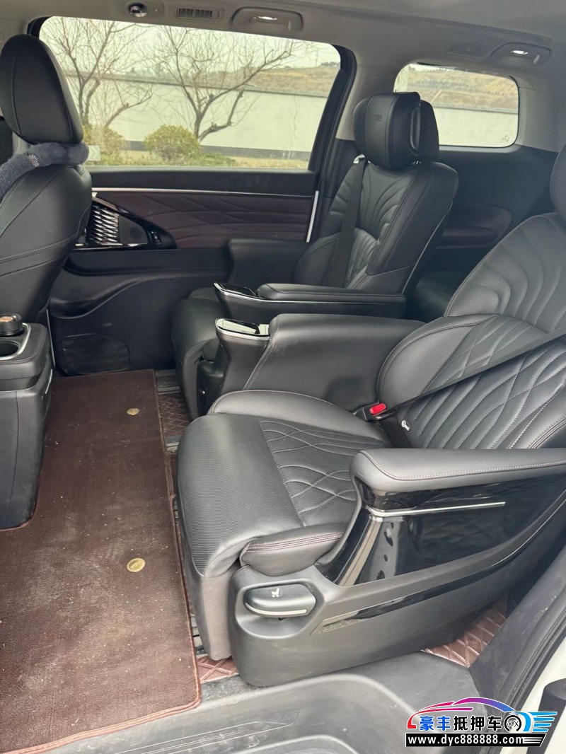 24年传祺M8轿车抵押车出售