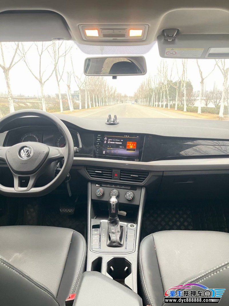 21年大众宝来轿车抵押车出售