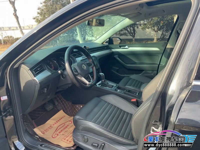 20年大众迈腾轿车抵押车出售