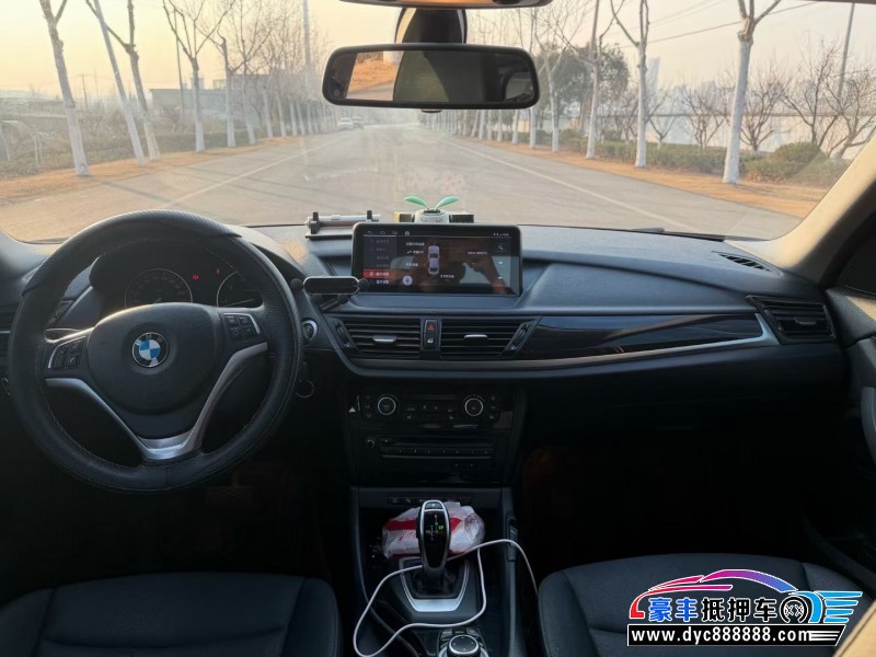 15年宝马X1轿车抵押车出售