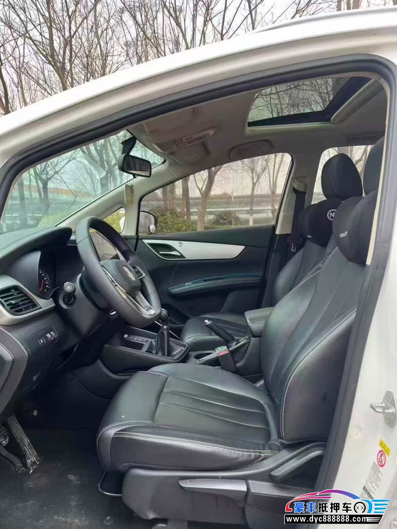 20年比亚迪宋轿车抵押车出售