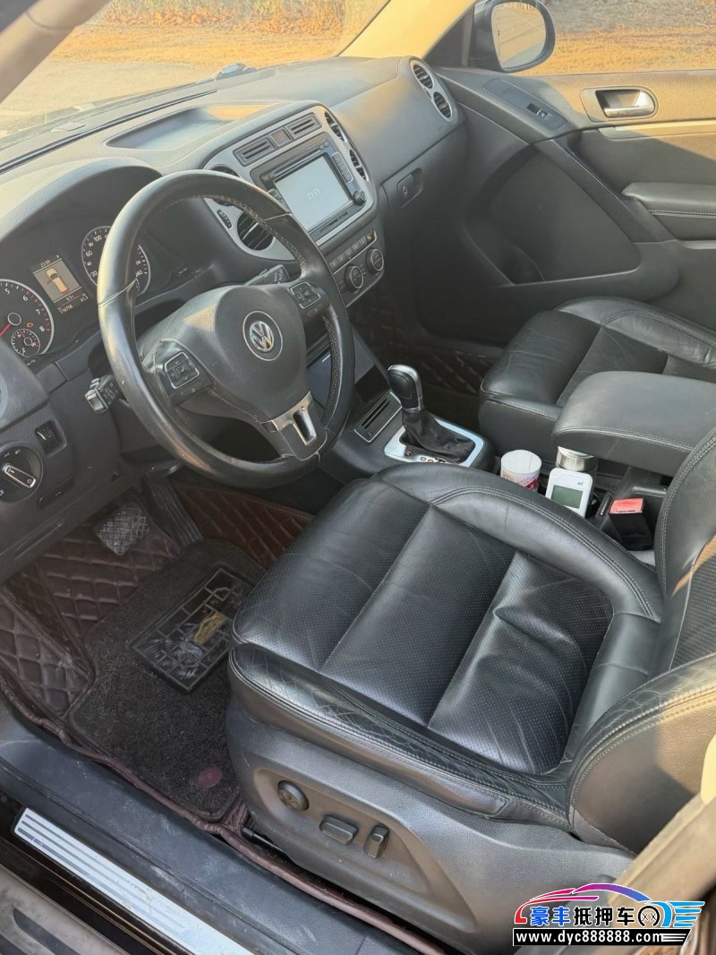 14年大众途观轿车抵押车出售