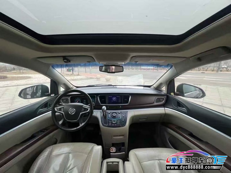 16年别克GL8轿车抵押车出售