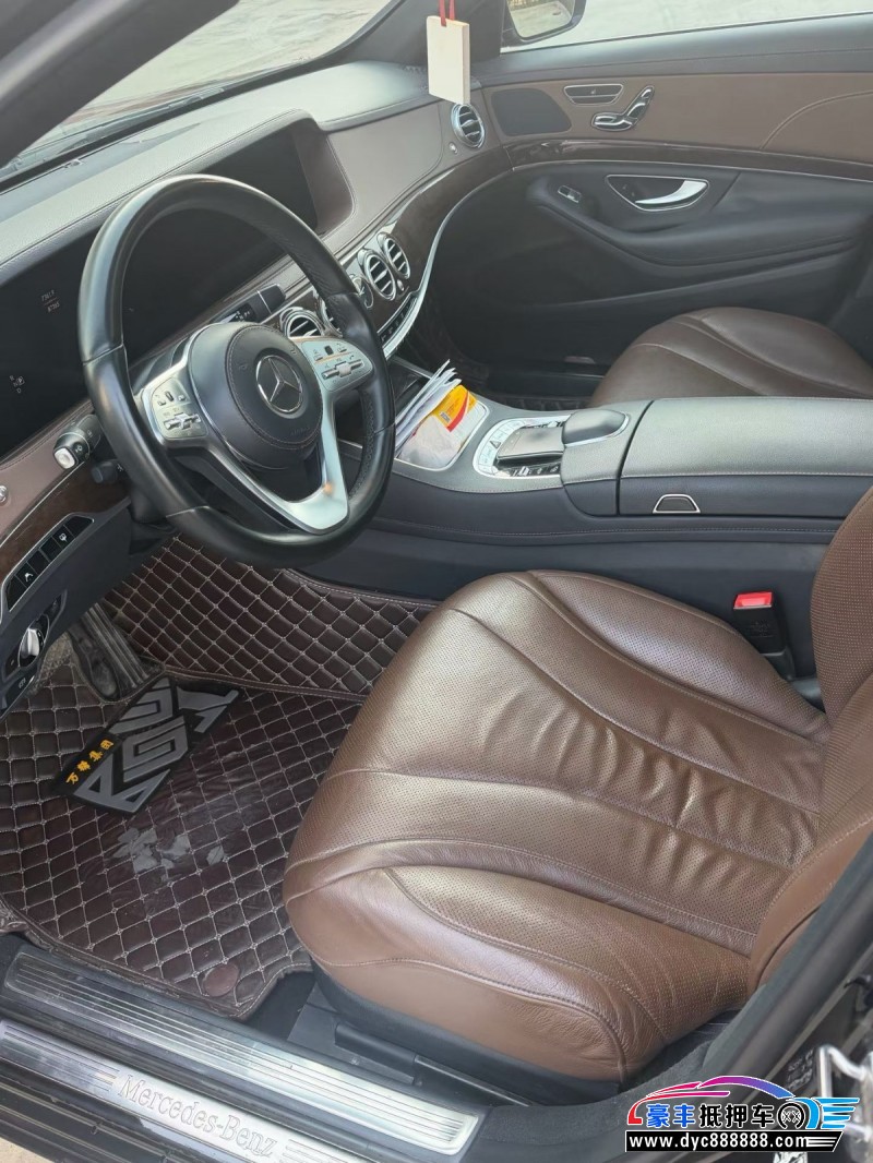 19年奔驰S轿车抵押车出售