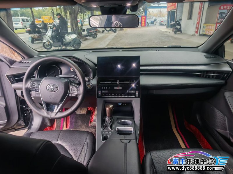 22年丰田亚洲龙轿车抵押车出售