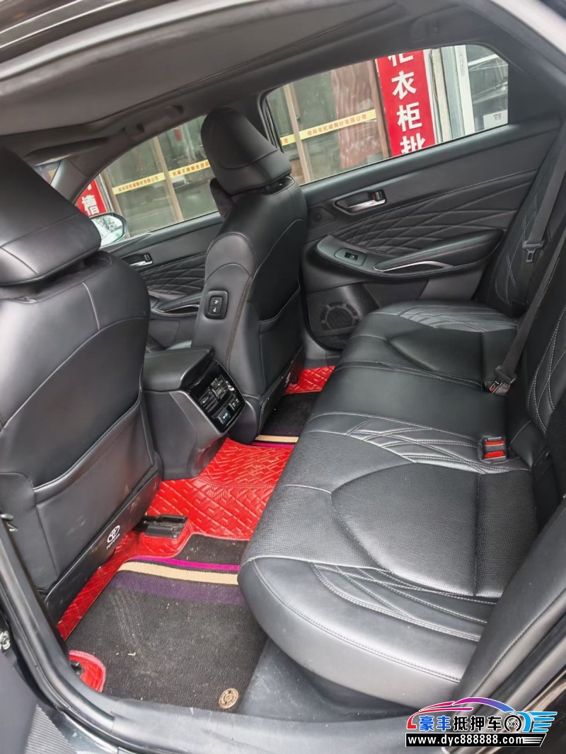 22年丰田亚洲龙轿车抵押车出售