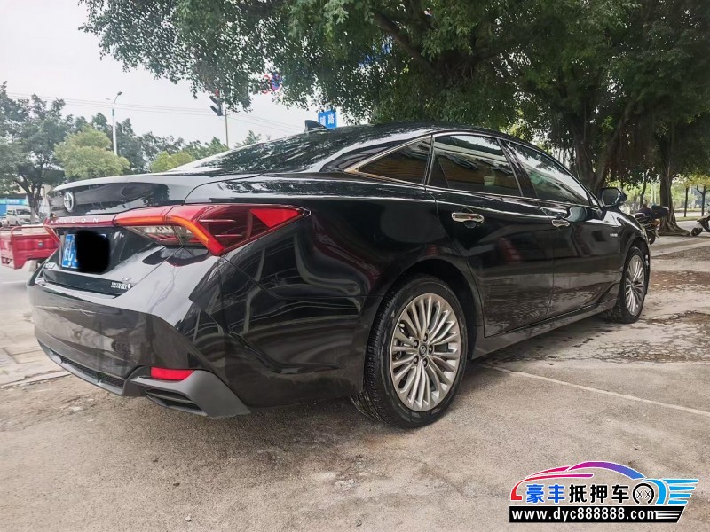 22年丰田亚洲龙轿车抵押车出售