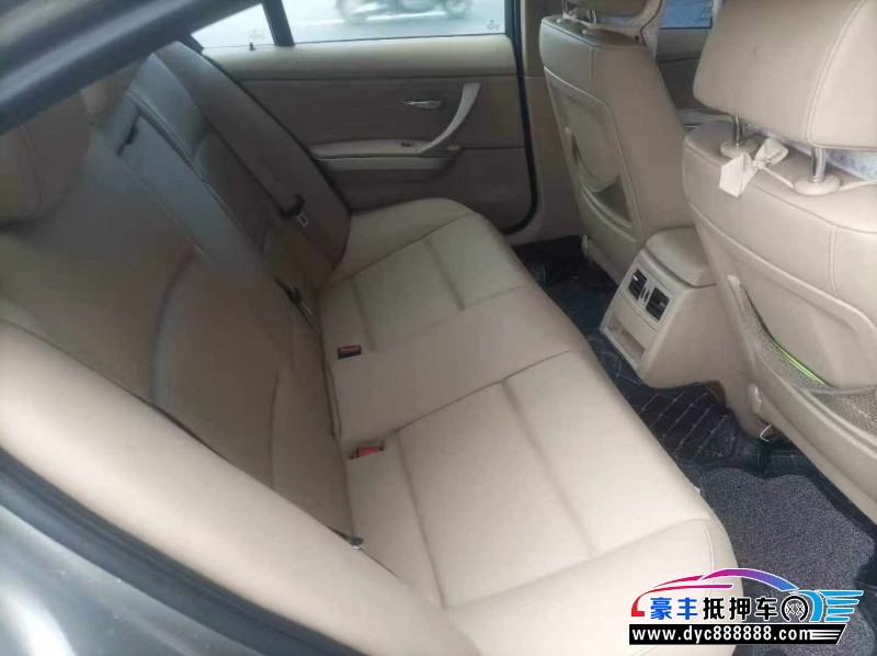 11年宝马3系轿车抵押车出售