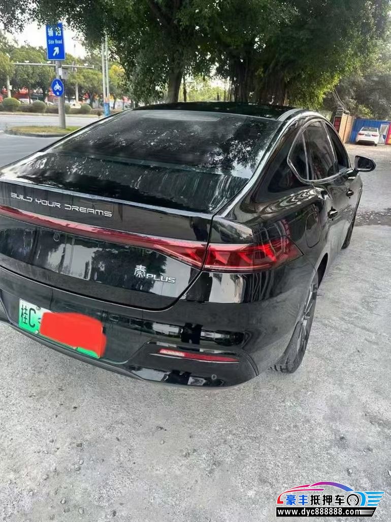 23年比亚迪秦轿车抵押车出售