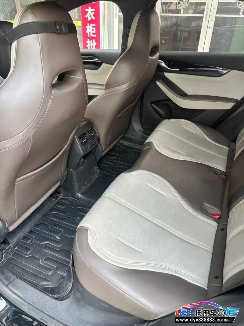 23年比亚迪秦轿车抵押车出售