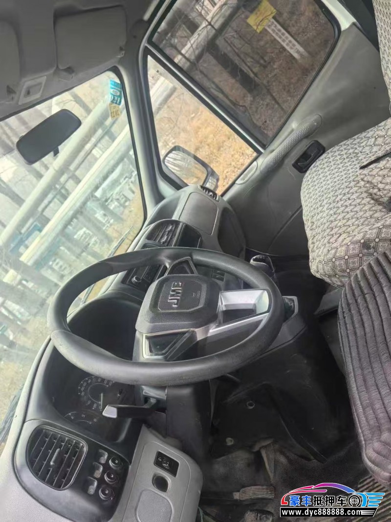 19年江铃特顺轿车抵押车出售