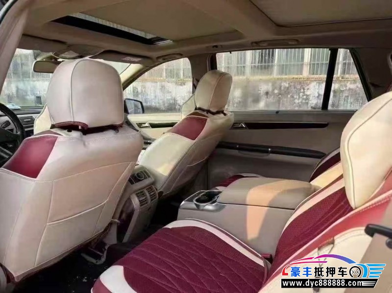 15年奔驰R轿车抵押车出售