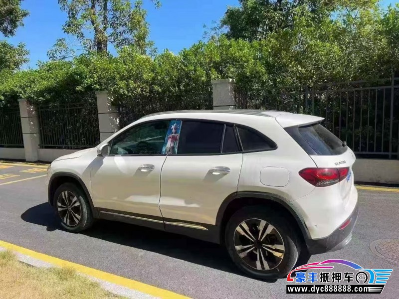 22年奔驰GLA轿车抵押车出售