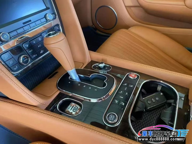 18年宾利欧陆轿车抵押车出售