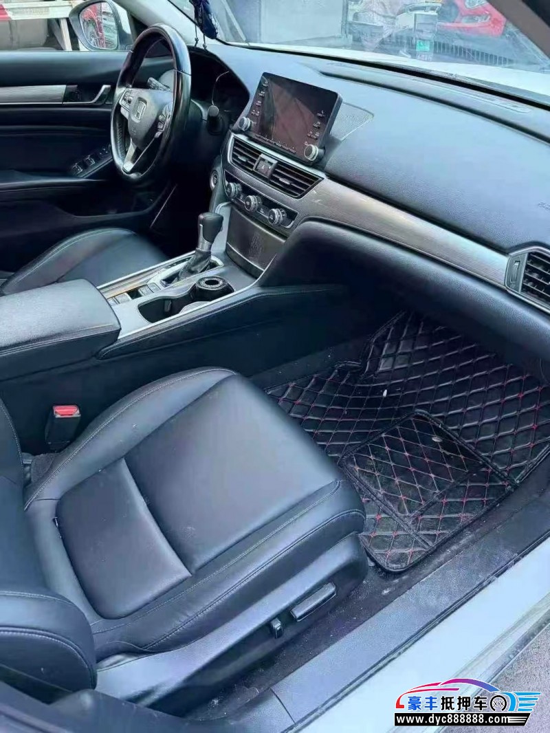 19年本田雅阁轿车抵押车出售