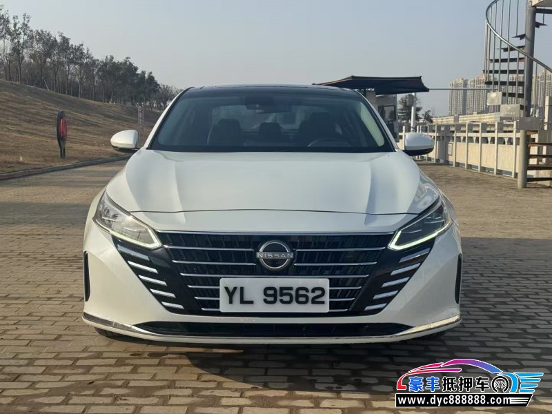 23年日产天籁轿车抵押车出售