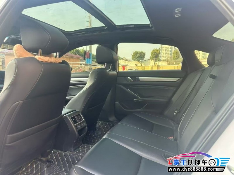 22年本田英诗派轿车抵押车出售