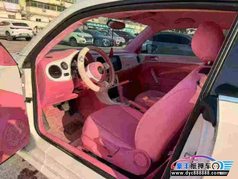 19年大众甲壳虫轿车抵押车出售