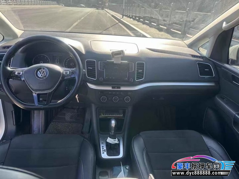 16年大众夏朗轿车抵押车出售