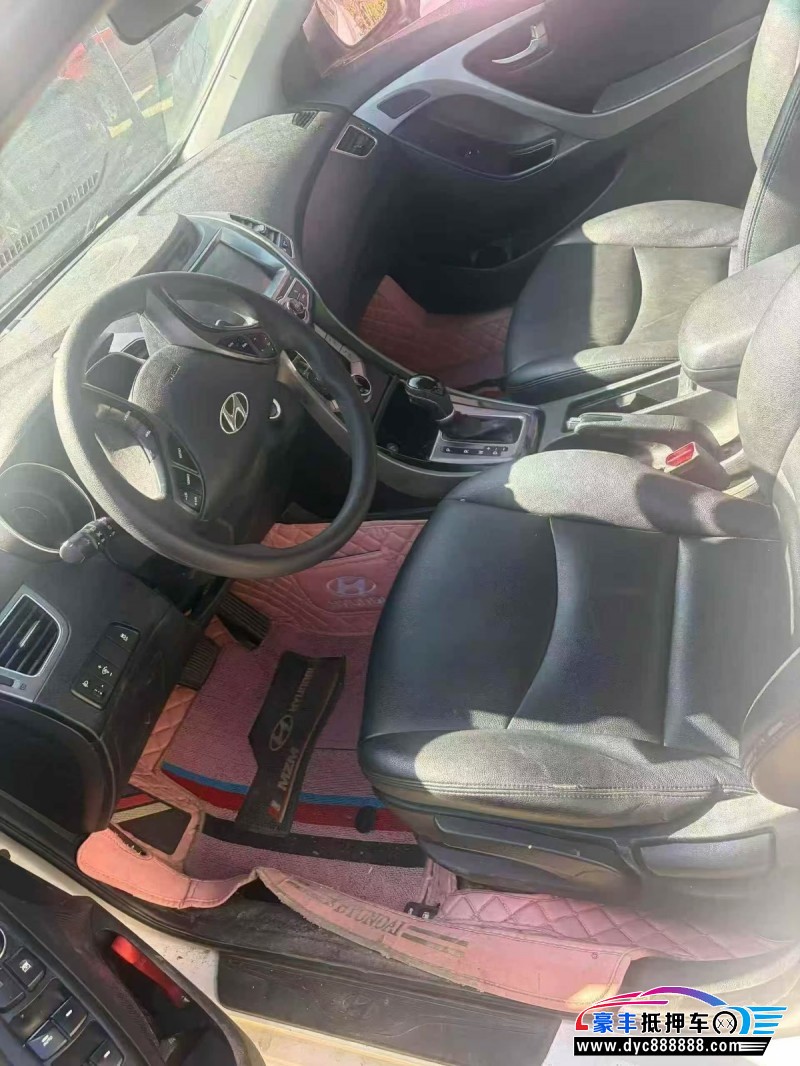 17年大众朗动轿车抵押车出售