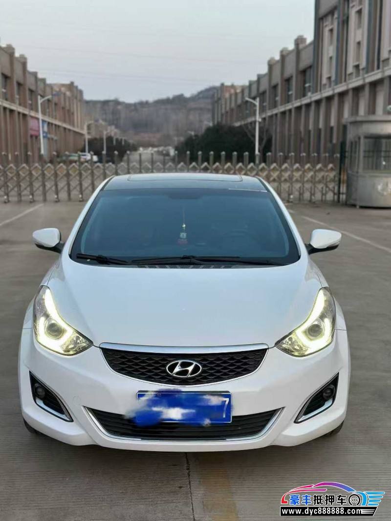 抵押车出售17年大众朗动轿车