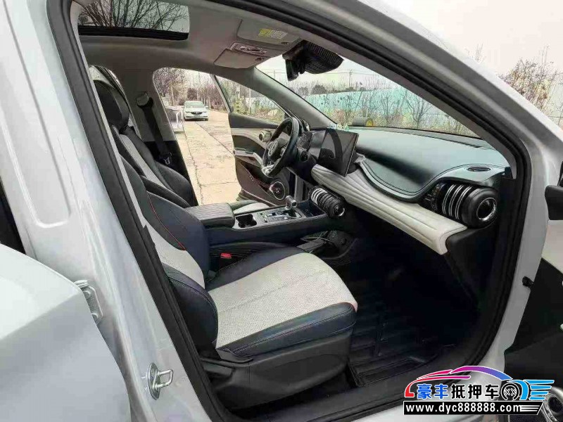 22年比亚迪元轿车抵押车出售